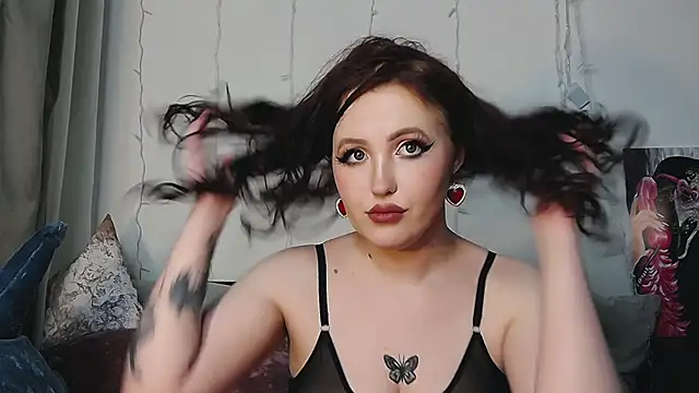 Snapshot of IrinaArt chatting on January 2025 09:51:02 PM IrinaArt online show from January 2025 09:51:02 PM