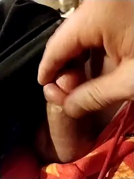 Snapshot of fukurbutt chatting on December 2024 11:01:01 AM fukurbutt online show from December 2024 11:01:01 AM