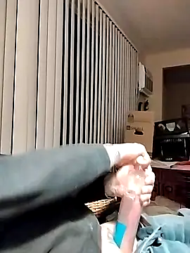 Snapshot of fukurbutt chatting on December 2024 07:54:02 AM fukurbutt online show from December 2024 07:54:02 AM