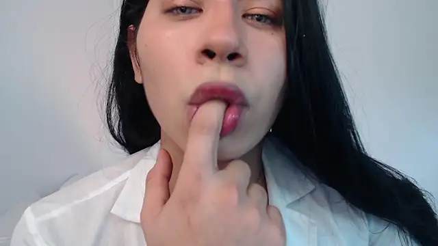 Moon Foxxy online show from March 2026 09:40:02 PM