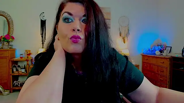 Snapshot of EllenGrace chatting on July 2026 10:39:01 AM EllenGrace online show from July 2026 10:39:01 AM