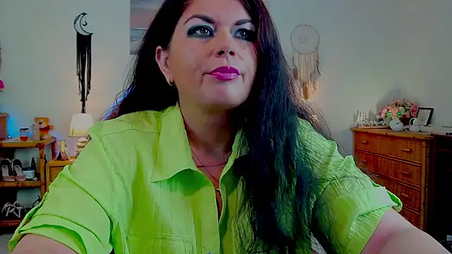 Snapshot of EllenGrace chatting on July 2026 08:27:02 AM EllenGrace online show from July 2026 08:27:02 AM
