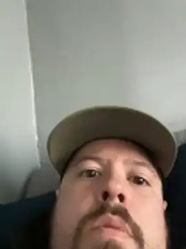 Snapshot of husband4555 chatting on March 2026 04:43:01 PM husband4555 online show from March 2026 04:43:01 PM