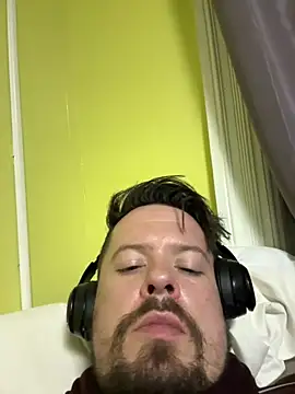 Snapshot of husband4555 chatting on March 2026 01:16:02 AM husband4555 online show from March 2026 01:16:02 AM