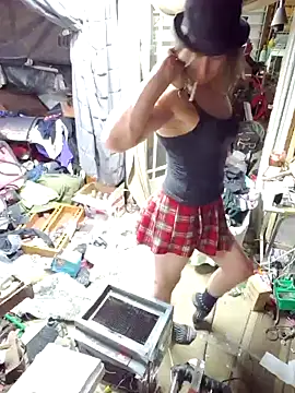 Snapshot of cdressupdiva chatting on January 2025 06:54:01 AM cdressupdiva online show from January 2025 06:54:01 AM