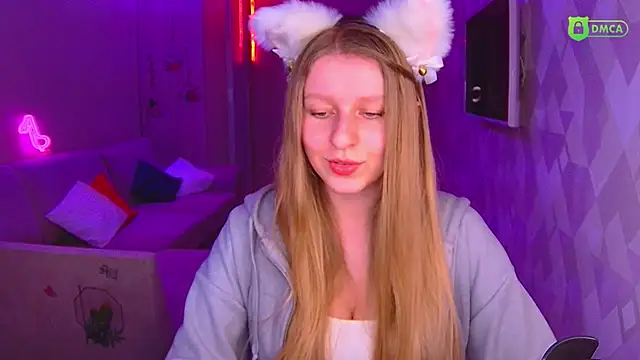 Snapshot of AmaliaQueen chatting on February 2025 02:56:02 PM AmaliaQueen online show from February 2025 02:56:02 PM