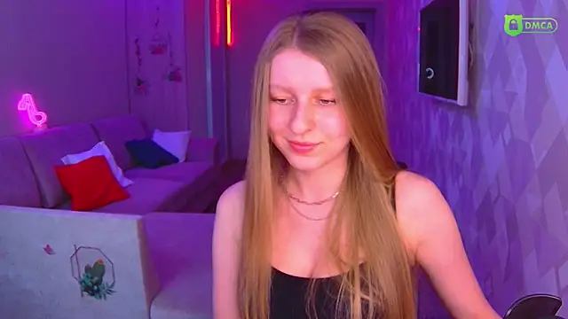 Snapshot of AmaliaQueen chatting on March 2025 02:51:02 PM AmaliaQueen online show from March 2025 02:51:02 PM