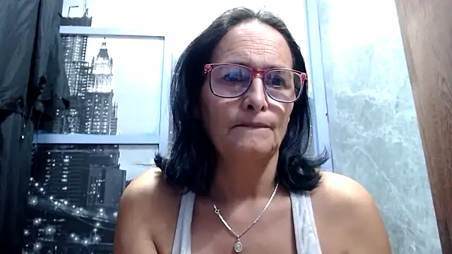 Nastylatinaxxx online show from April 2026 11:43:01 PM