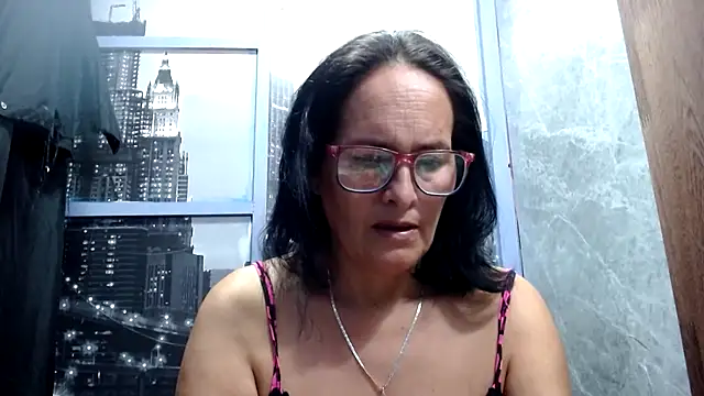 Nastylatinaxxx online show from April 2026 08:00:02 PM