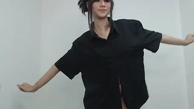 Raven  Blod online show from April 2026 07:41:01 PM