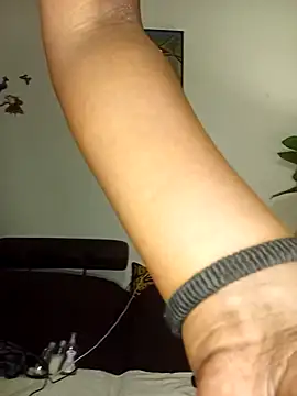 The-Peach-Flexer online show from January 2026 10:48:02 PM