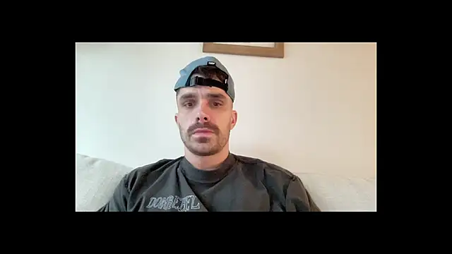 mightgogay online show from November 2025 07:01:02 PM