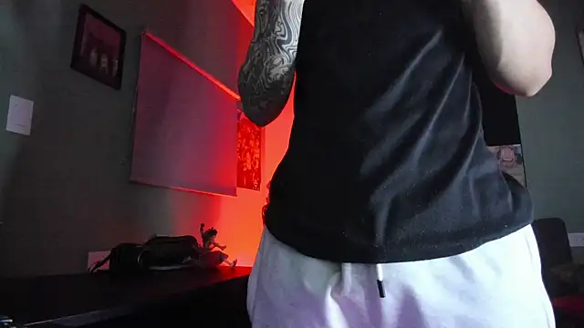 Sisoyalejo420 online show from April 2026 02:32:01 AM