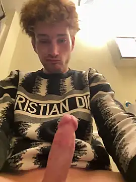 CreamyAustin online show from November 2025 11:40:01 PM