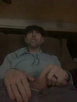 Snapshot of jeffyisabell chatting on December 2024 11:18:01 AM jeffyisabell online show from December 2024 11:18:01 AM