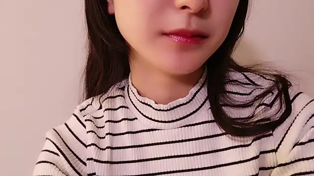 Snapshot of POCARI_SWEAT chatting on February 2025 12:26:02 PM POCARI SWEAT online show from February 2025 12:26:02 PM