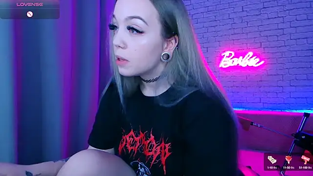 Snapshot of -Stacyy- chatting on January 2025 04:25:01 AM -Stacyy- online show from January 2025 04:25:01 AM