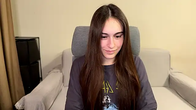 AliceKolltt online show from March 2026 08:27:02 PM