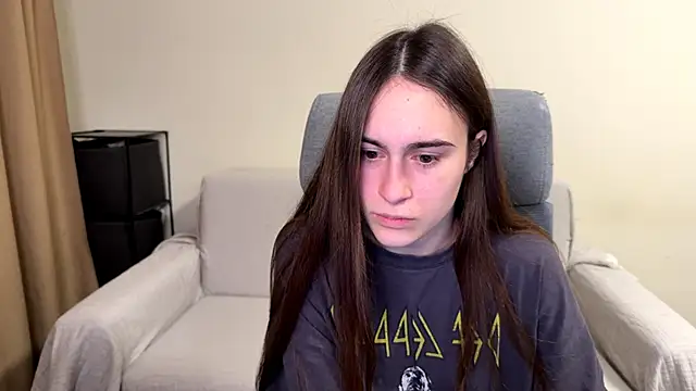 AliceKolltt online show from March 2026 08:21:02 PM