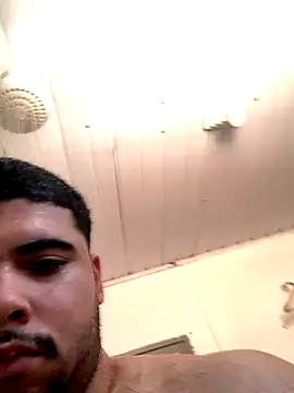 Casal Safado  online show from November 2025 01:54:02 PM