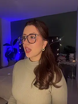 EmaSaenz online show from April 2026 01:17:02 AM