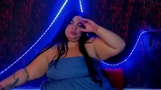 Snapshot of sobigcurvy4u chatting on December 2024 07:10:01 PM sobigcurvy4u online show from December 2024 07:10:01 PM