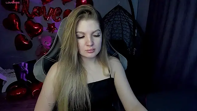 lily williamss online show from February 2025 03:06:02 AM