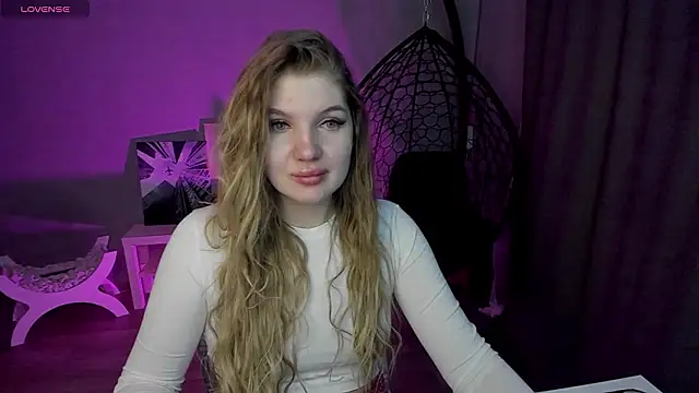 lily williamss online show from March 2026 12:17:02 AM