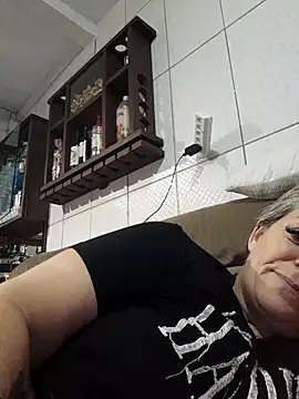 marcialoira online show from October 2025 10:25:02 PM