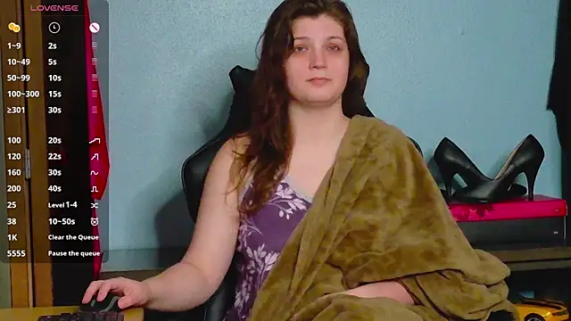 TreeJeanne online show from November 2025 11:59:02 PM