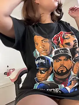 Lia sex69 online show from February 2025 02:49:01 PM