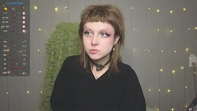 kortny yo online show from December 2024 08:37:01 PM