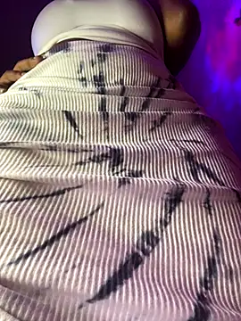 Cherrytowild online show from September 2025 04:51:02 PM