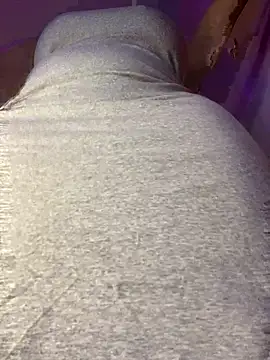 Cherrytowild online show from December 2025 05:44:02 PM