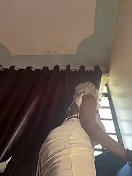 Cherrytowild online show from February 2026 06:45:02 AM