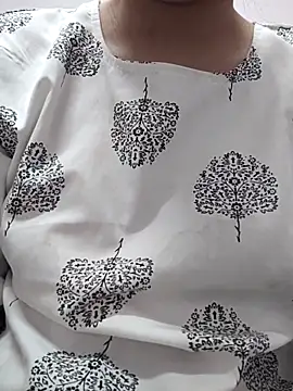 Aaradhya online show from February 2025 01:02:02 AM