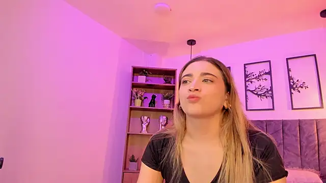 Andy and emma online show from March 2025 12:43:02 PM