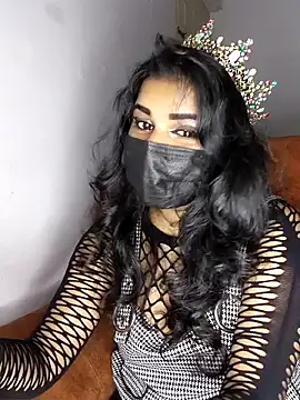 Snapshot of lolalivv chatting on January 2025 10:44:02 PM lolalivv online show from January 2025 10:44:02 PM