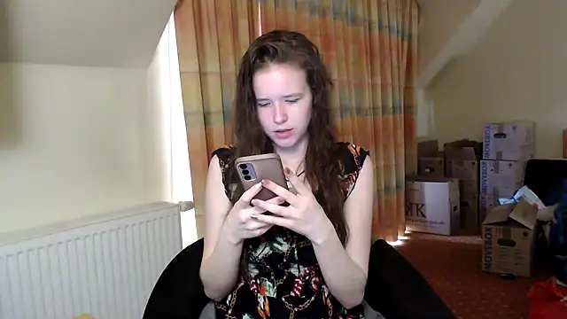 Snapshot of Princess-Lilly chatting on February 2025 11:16:02 AM Princess-Lilly online show from February 2025 11:16:02 AM