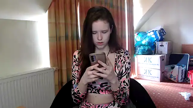 Snapshot of Princess-Lilly chatting on February 2025 11:50:01 AM Princess-Lilly online show from February 2025 11:50:01 AM