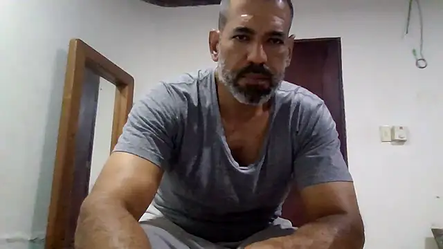 Snapshot of jackbigcock11 chatting on February 2025 03:12:01 AM jackbigcock11 online show from February 2025 03:12:01 AM