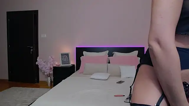 AyanaJoy online show from February 2026 04:22:02 PM