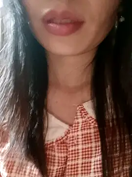 Snapshot of Blythe_69 chatting on January 2025 02:21:01 PM Blythe 69 online show from January 2025 02:21:01 PM