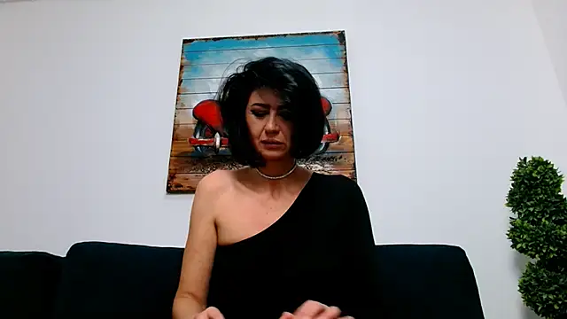 Taissa4U online show from November 2025 07:32:02 PM