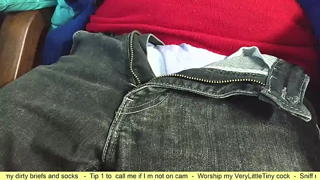 smoothandtiny online show from October 2025 04:11:01 AM