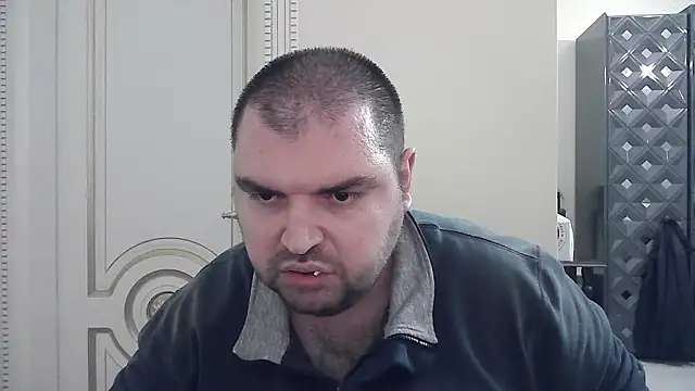 KIZLAZIMYaa online show from May 2026 08:04:04 PM