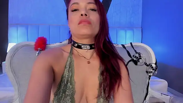 Alana Jones  online show from December 2024 04:17:01 PM