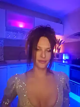 Snapshot of Luna_Kitanna chatting on December 2024 10:16:02 PM Luna Kitanna online show from December 2024 10:16:02 PM