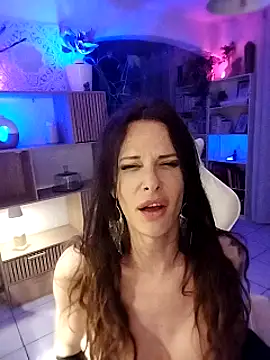 Snapshot of Luna_Kitanna chatting on March 2025 03:41:02 AM Luna Kitanna online show from March 2025 03:41:02 AM