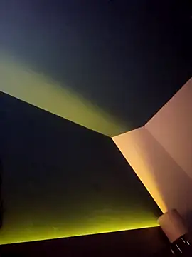 Luna Kitanna online show from April 2026 11:50:01 PM